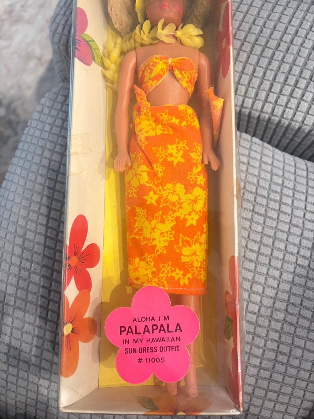Vintage Palapala Anekona Hawaiian
Fashion Doll New in Box Hula Girl + A GIFT 🎁 - Picture 2 of 10